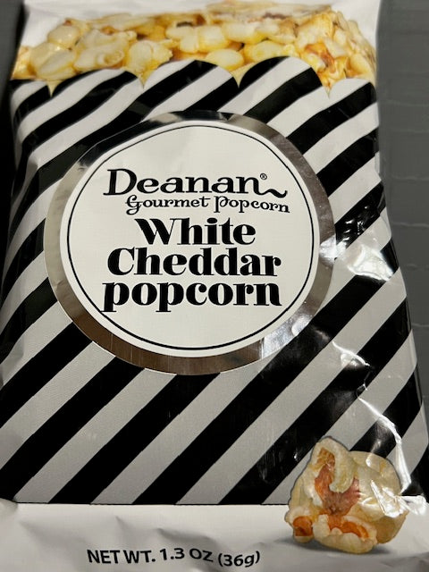 White Cheddar Popcorn (Movie Night)
